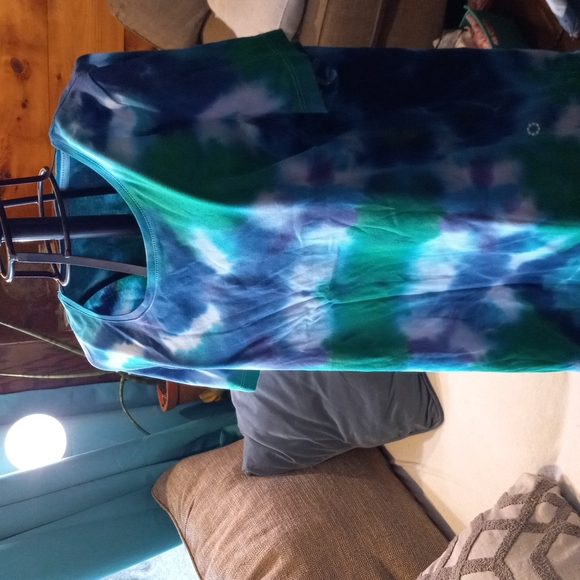 Top - Picture 5 of 6